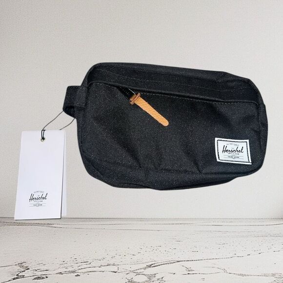 ✨Herschel Chapter Travel Kit | Small - 3L✨ - Picture 3 of 11